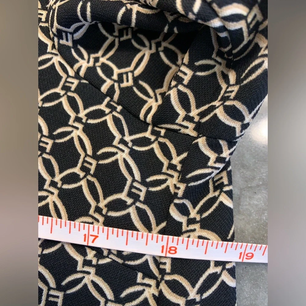 H&M - Picture 10 of 12